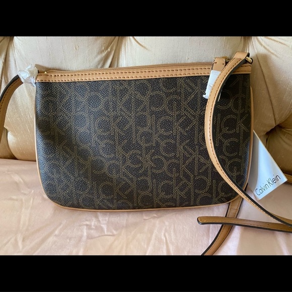 calvin klein mini crossbody bag - Picture 3 of 5